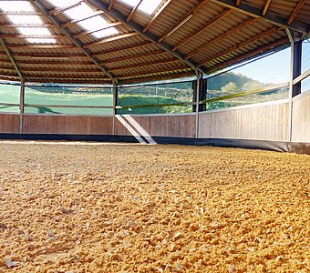 Round pen lunging circle built with the OTTO riding surface system